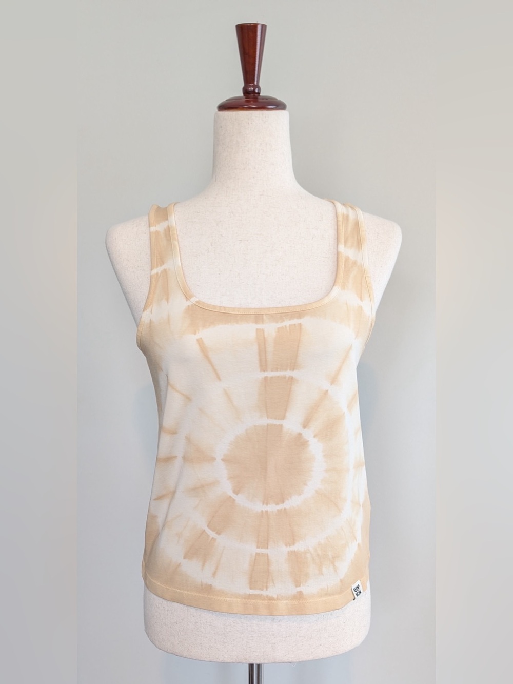Lucy & Yak Women’s Jett Vest Top Mira Tie Dye Cream White NWT Size Medium